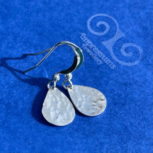 Load image into Gallery viewer, Sterling Silver Hammered Teardrop Dangly Earrings
